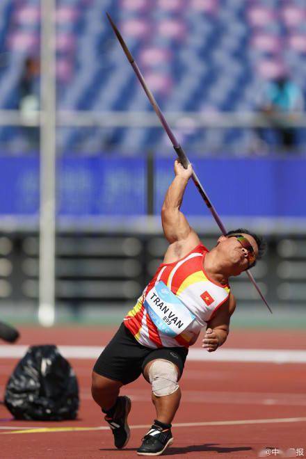 力压群雄！选手破纪录轻取桂冠的简单介绍